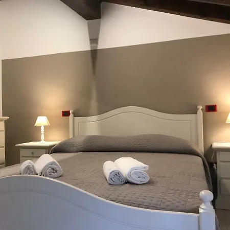 Anfite Aleardi Apartment *